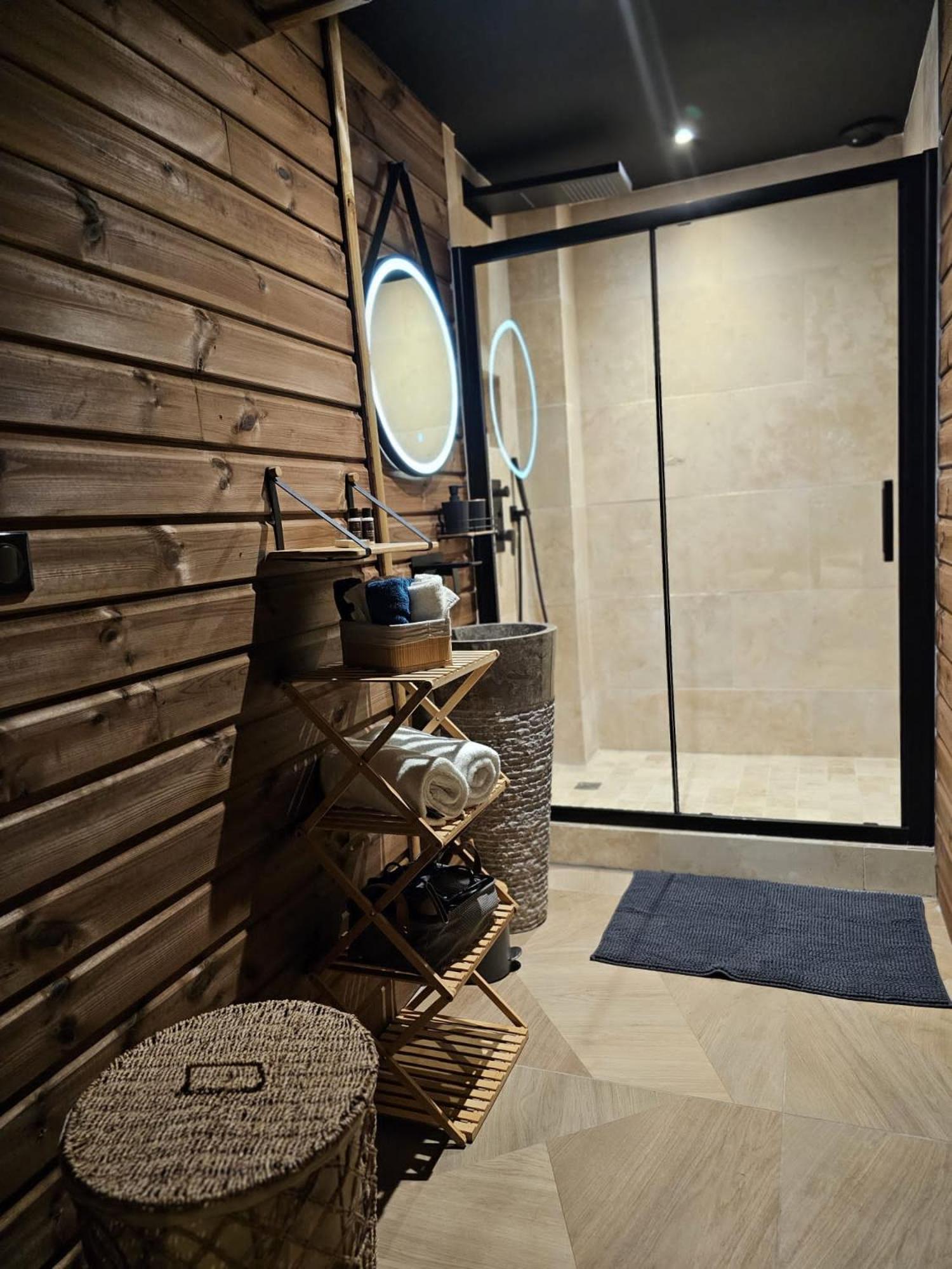 Le Chalet Loft Spa Calais Exterior foto